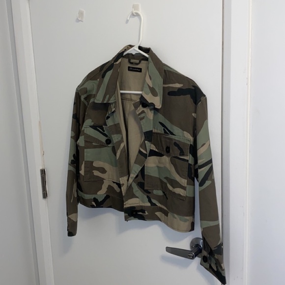 Army jacket - Picture 1 of 2